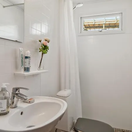 3 Bedroom In * Knebel