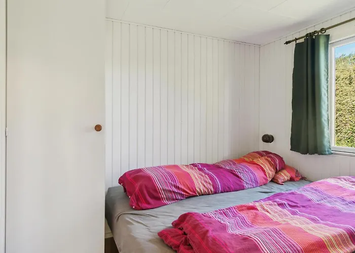 3 Bedroom In Knebel